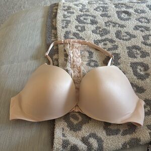 Victoria secret bra. 36B